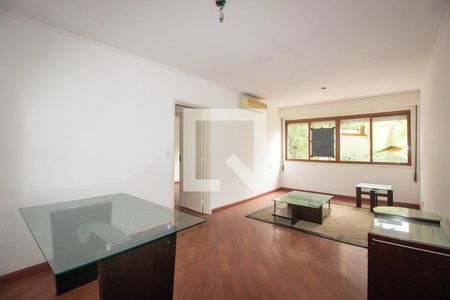 Sala de Apartamento com 3 quartos, 106m² Petrópolis