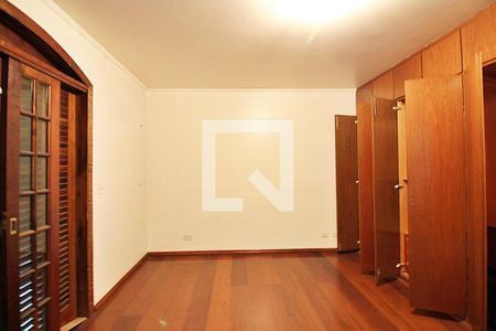 Casa à venda com 190m², 5 quartos e 2 vagasQuarto 3 - Suíte