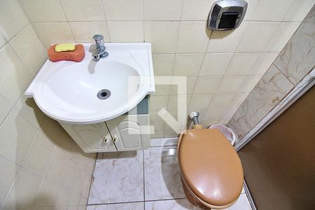 Casa à venda com 190m², 5 quartos e 2 vagasBanheiro de Serviço