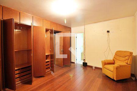 Casa à venda com 190m², 5 quartos e 2 vagasQuarto 3 - Suíte