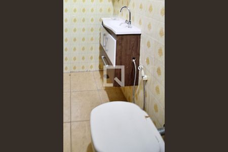 Casa à venda com 190m², 5 quartos e 2 vagasBanheiro do Quarto 3 - Suíte