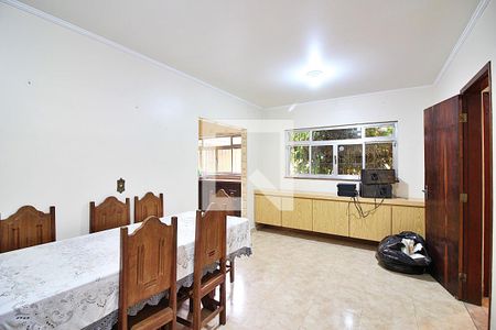 Casa à venda com 190m², 5 quartos e 2 vagasCozinha