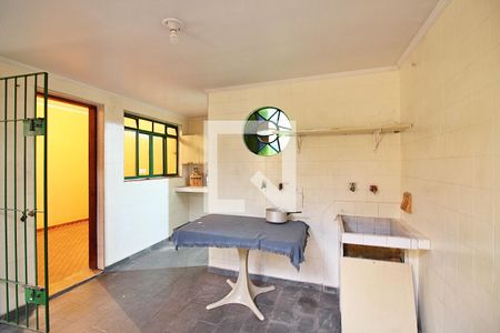 Casa à venda com 190m², 5 quartos e 2 vagasLavanderia