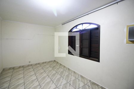 Casa à venda com 190m², 5 quartos e 2 vagasQuarto 2