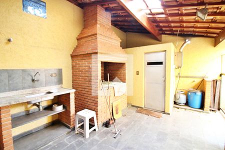 Casa à venda com 190m², 5 quartos e 2 vagasEspaço Gourmet