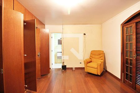 Casa à venda com 190m², 5 quartos e 2 vagasQuarto 3 - Suíte