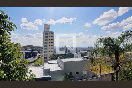 Casa à venda com 658m², 15 quartos e 3 vagas