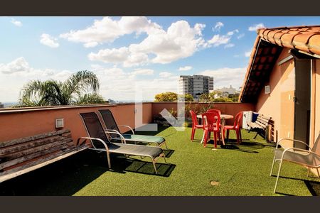 Casa à venda com 15 quartos, 658m² em Santa Lúcia, Belo Horizonte