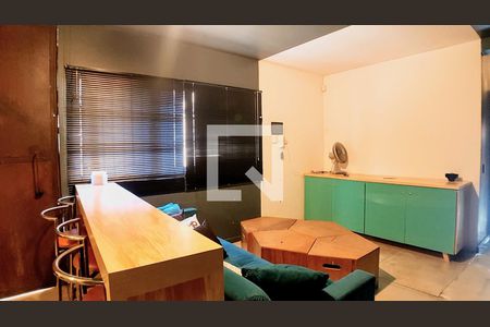 Casa à venda com 15 quartos, 658m² em Santa Lúcia, Belo Horizonte