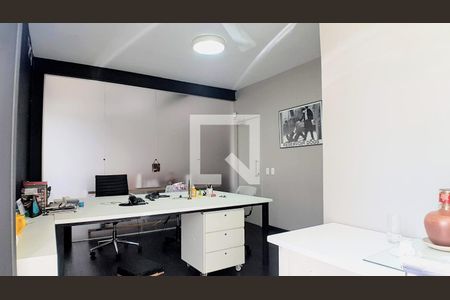 Casa à venda com 658m², 15 quartos e 3 vagas