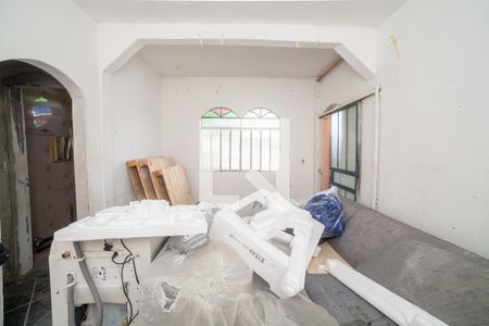 Casa à venda com 263m², 2 quartos e sem vaga