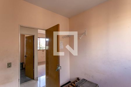 Quarto 1 de apartamento para alugar com 2 quartos, 41m² em Serrano, Belo Horizonte