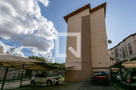 Garagem de apartamento para alugar com 2 quartos, 41m² em Serrano, Belo Horizonte