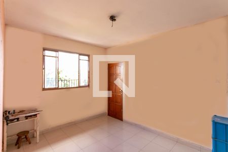 Sala de apartamento para alugar com 2 quartos, 41m² em Serrano, Belo Horizonte