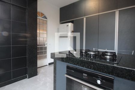 Casa à venda com 3 quartos, 294m² em Padre Eustáquio, Belo Horizonte