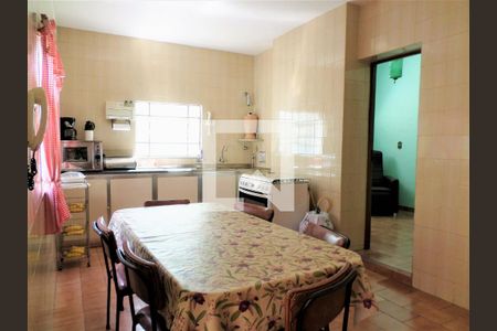 Casa à venda com 300m², 5 quartos e 2 vagas