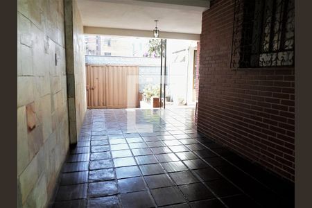 Casa à venda com 5 quartos, 300m² em Anchieta, Belo Horizonte