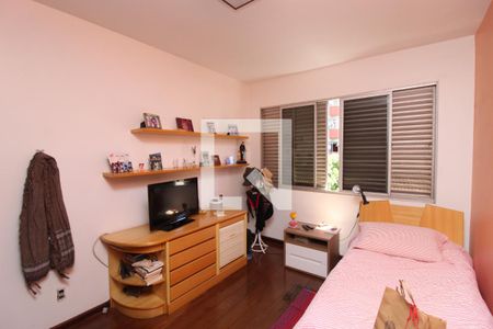 Apartamento à venda com 4 quartos, 196m² em Santo Antônio, Belo Horizonte
