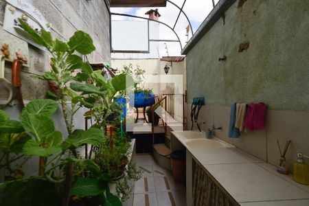 Casa à venda com 3 quartos, 220m² em Vila Cloris, Belo Horizonte