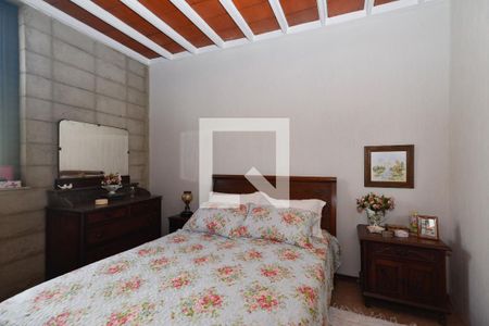Casa à venda com 3 quartos, 220m² em Vila Cloris, Belo Horizonte