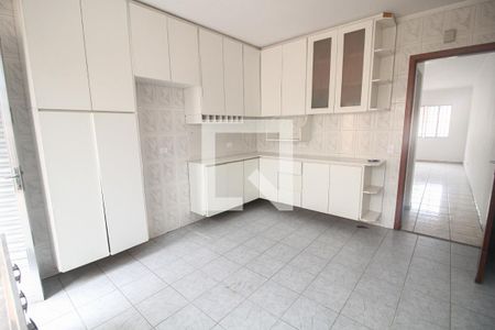 Casa para alugar com 110m², 2 quartos e 3 vagasCozinha