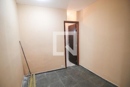 Casa para alugar com 110m², 2 quartos e 3 vagasQuarto garagem