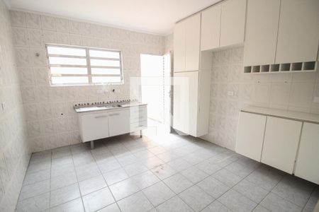 Casa para alugar com 110m², 2 quartos e 3 vagasCozinha