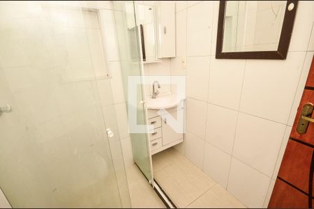 Apartamento para alugar com 65m², 2 quartos e sem vagaBanheiro