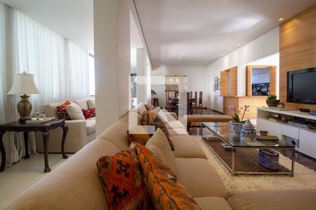 Apartamento à venda com 4 quartos, 240m² em Gutierrez, Belo Horizonte