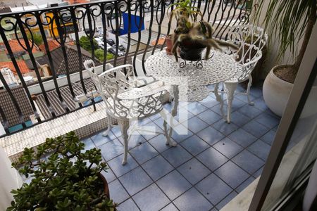 Sala Varanda de apartamento à venda com 3 quartos, 137m² em Jardim Sílvia, Santo André