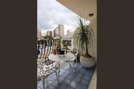 Sala Varanda de apartamento à venda com 3 quartos, 137m² em Jardim Sílvia, Santo André