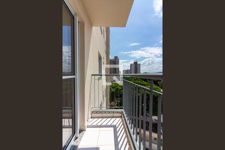 Varanda  de apartamento para alugar com 2 quartos, 60m² em Presidente Altino, Osasco