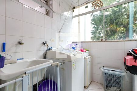 Apartamento à venda com 80m², 3 quartos e 1 vagaÁrea de Serviço