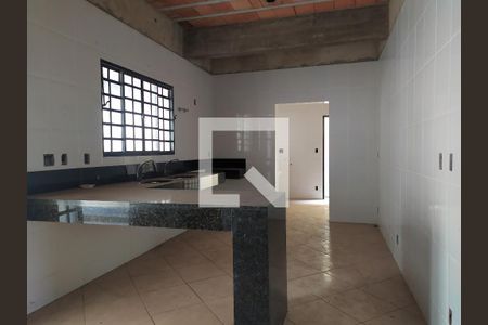Casa para alugar com 4 quartos, 462m² em Fernão Dias, Belo Horizonte