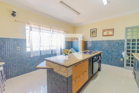 Casa à venda com 260m², 3 quartos e 3 vagasCozinha