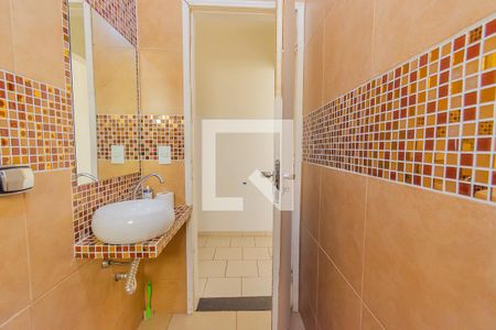 Casa à venda com 260m², 3 quartos e 3 vagasBanheiro 2