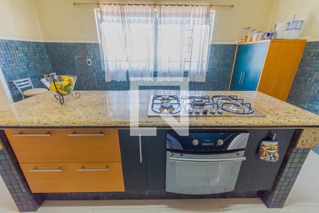 Casa à venda com 260m², 3 quartos e 3 vagasCozinha - Armários