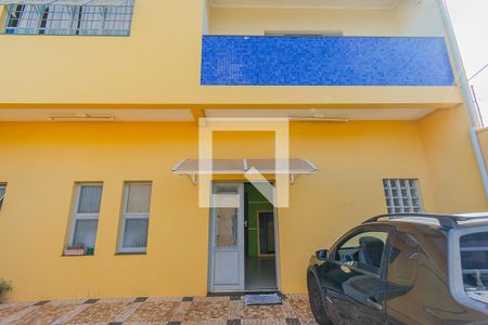 Casa à venda com 260m², 3 quartos e 3 vagasFachada