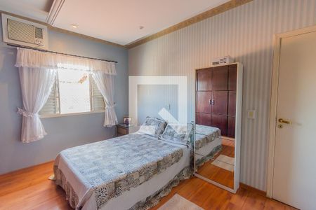 Casa à venda com 260m², 3 quartos e 3 vagasQuarto 3 - Suíte