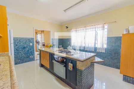 Casa à venda com 260m², 3 quartos e 3 vagasCozinha