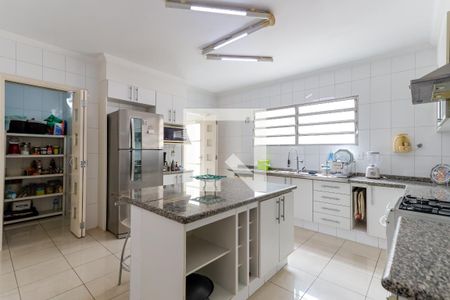 Casa à venda com 340m², 4 quartos e 6 vagasCozinha