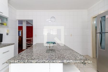 Casa à venda com 340m², 4 quartos e 6 vagasCozinha