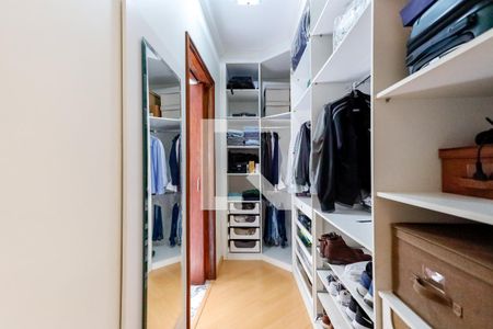 Casa à venda com 340m², 4 quartos e 6 vagasCloset da Suíte