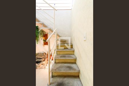 Casa à venda com 340m², 4 quartos e 6 vagasEscadas