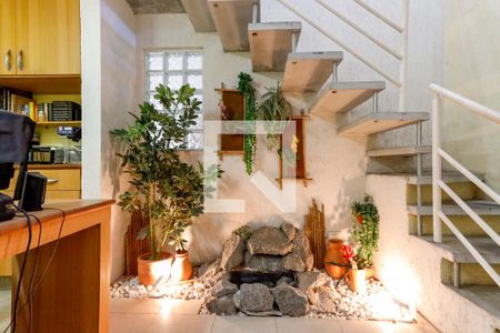 Casa à venda com 340m², 4 quartos e 6 vagasEscritório