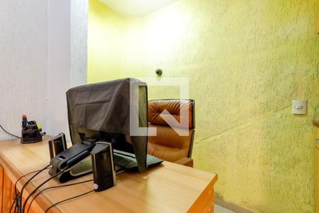 Casa à venda com 340m², 4 quartos e 6 vagasEscritório