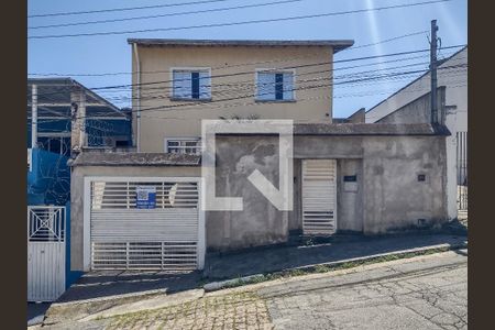 Casa à venda com 340m², 4 quartos e 6 vagasFachada