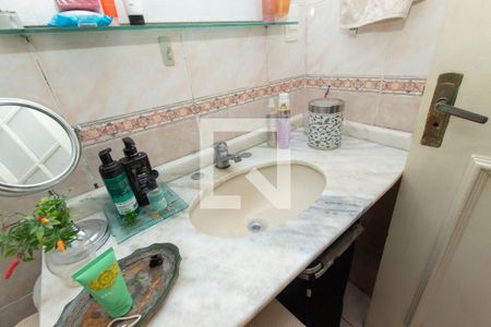 Apartamento à venda com 97m², 3 quartos e 1 vaga Apartamento à venda com 97m², 3 quartos e 1 vagaBanheiro