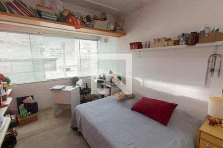 Apartamento à venda com 97m², 3 quartos e 1 vaga Apartamento à venda com 97m², 3 quartos e 1 vagaQuarto 2