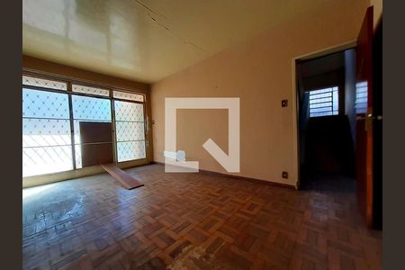 Casa à venda com 3 quartos, 234m² em Coração de Jesus, Belo Horizonte